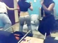 Rất nhiều hình ảnh khiêu dâm